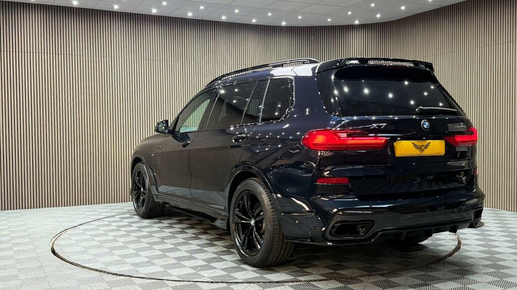 BMW X7 M Sport Black #49