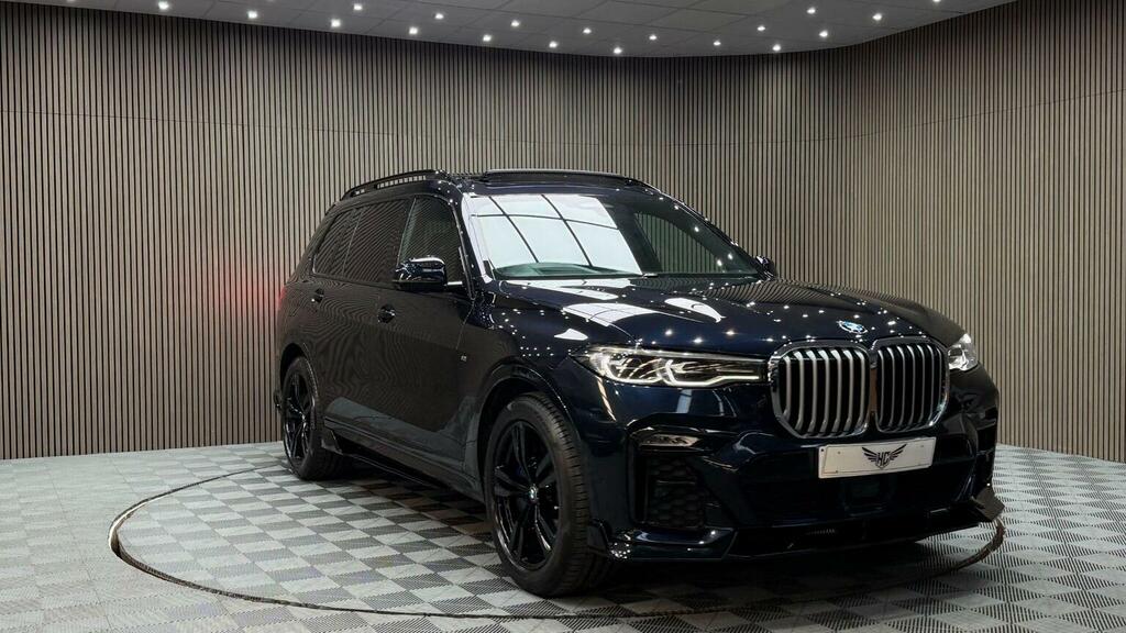 BMW X7 M Sport Black #37