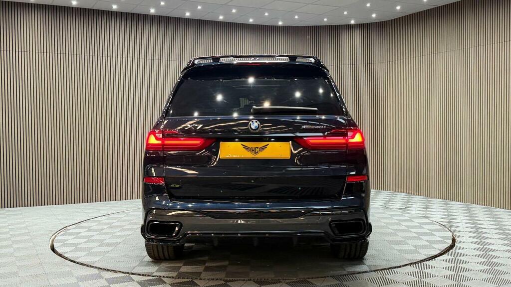 BMW X7 M Sport Black #47