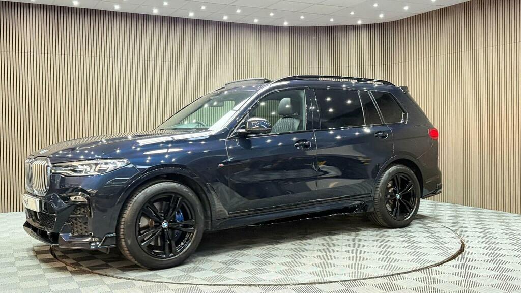 BMW X7 M Sport Black #55