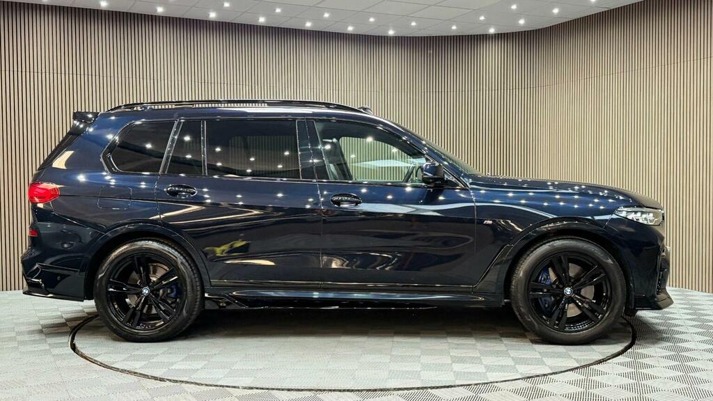 BMW X7 M Sport Black #41