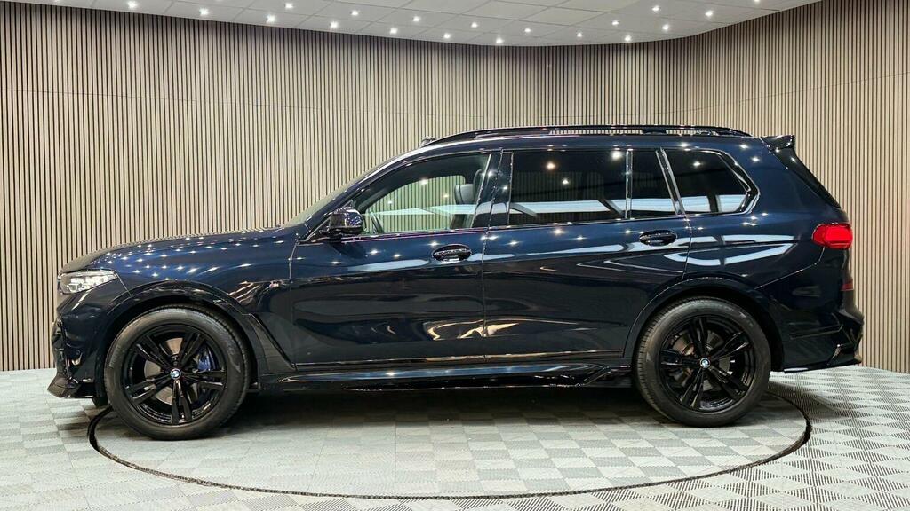 BMW X7 M Sport Black #53
