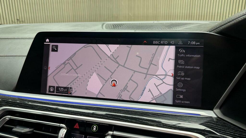 BMW X7 M Sport Black #28