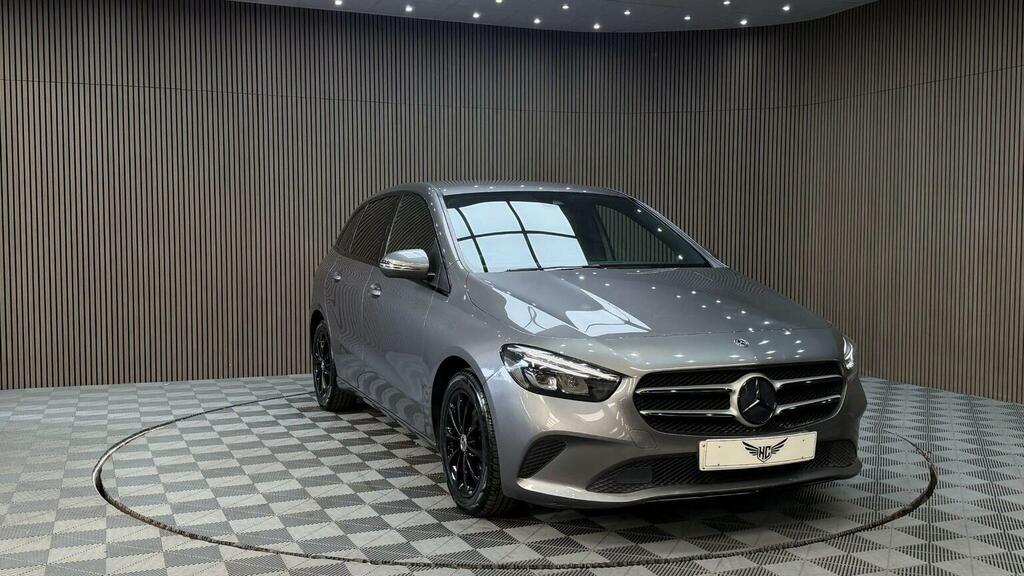 Mercedes-Benz B Class Amg Line Grey #25