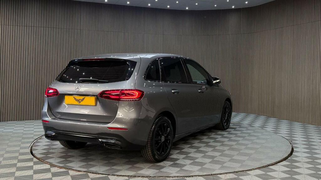 Mercedes-Benz B Class Amg Line Grey #35