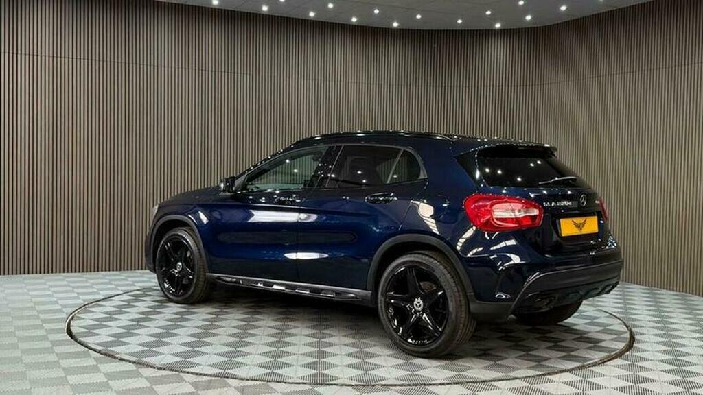 Mercedes-Benz GLA Class 2017 2.1 Gla 220 D 4Matic Amg Line Premium 174 Grey #46