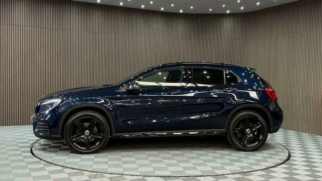 Mercedes-Benz GLA Class 2017 2.1 Gla 220 D 4Matic Amg Line Premium 174 Grey #51