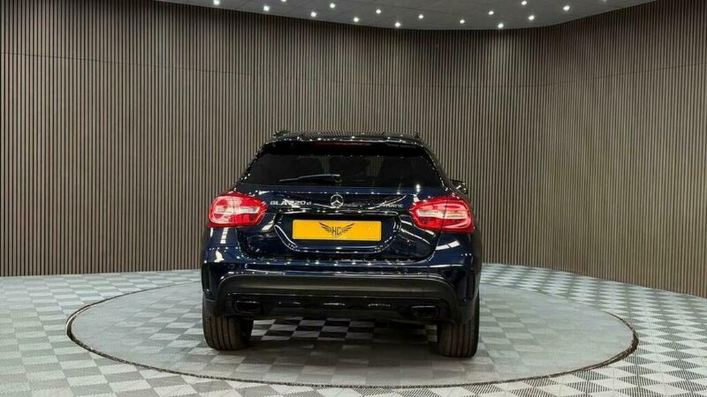 Mercedes-Benz GLA Class 2017 2.1 Gla 220 D 4Matic Amg Line Premium 174 Grey #41