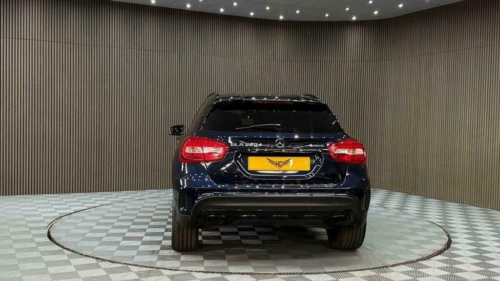 Mercedes-Benz GLA Class 2017 2.1 Gla 220 D 4Matic Amg Line Premium 174 Grey #42