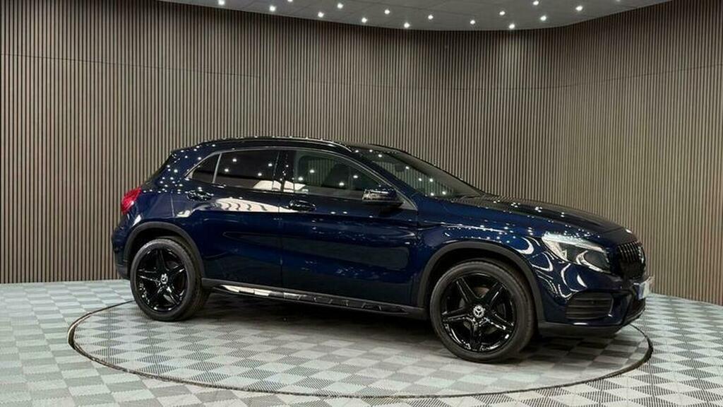 Mercedes-Benz GLA Class 2017 2.1 Gla 220 D 4Matic Amg Line Premium 174 Grey #31
