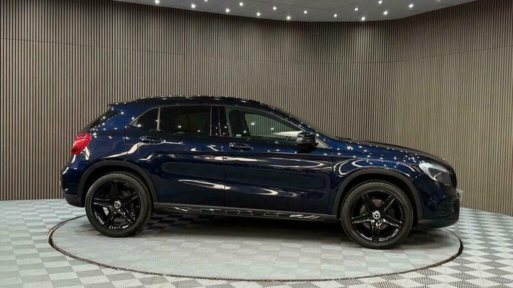 Mercedes-Benz GLA Class 2017 2.1 Gla 220 D 4Matic Amg Line Premium 174 Grey #33