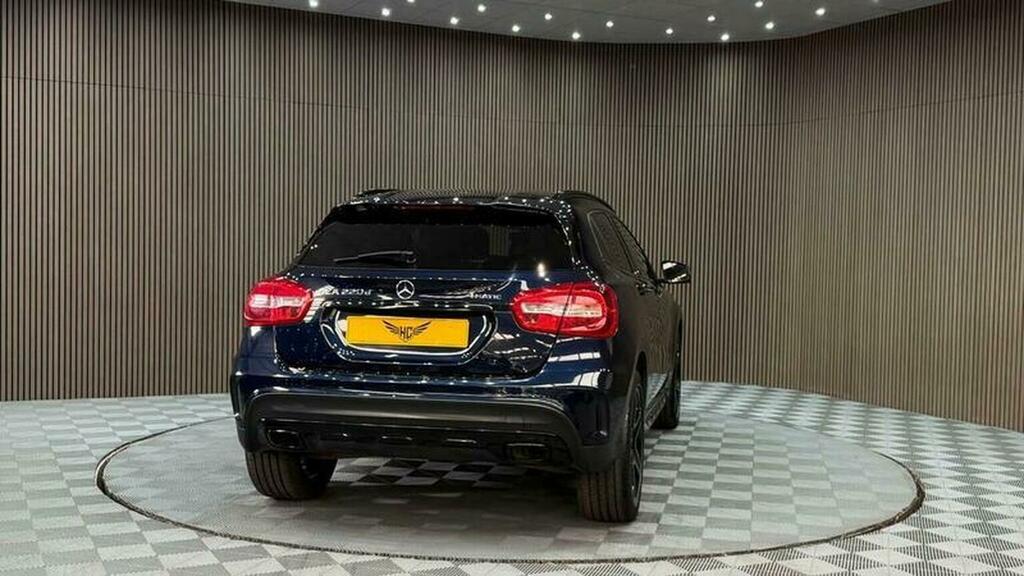 Mercedes-Benz GLA Class 2017 2.1 Gla 220 D 4Matic Amg Line Premium 174 Grey #40