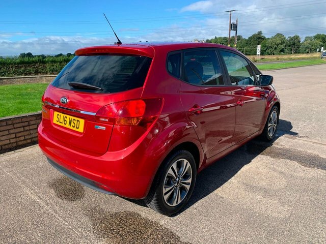 Kia Venga 1.6 Crdi 4 Isg 114 Bhp Silver #3