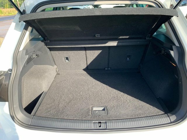 Volkswagen Tiguan Automatic White #17