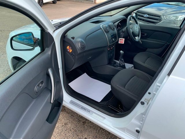 Dacia Sandero 2015 0.9 Tce Laureate Prime Hatchback M Blue #8