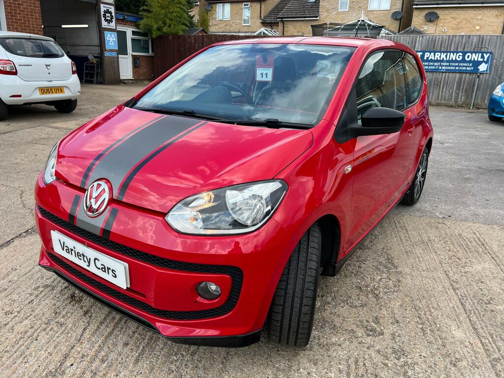 Volkswagen Up Rock Up Red #3
