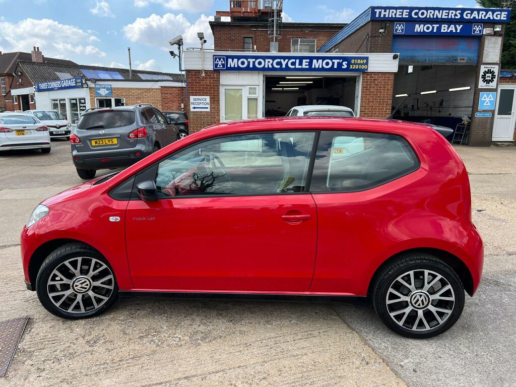 Volkswagen Up Rock Up Red #4
