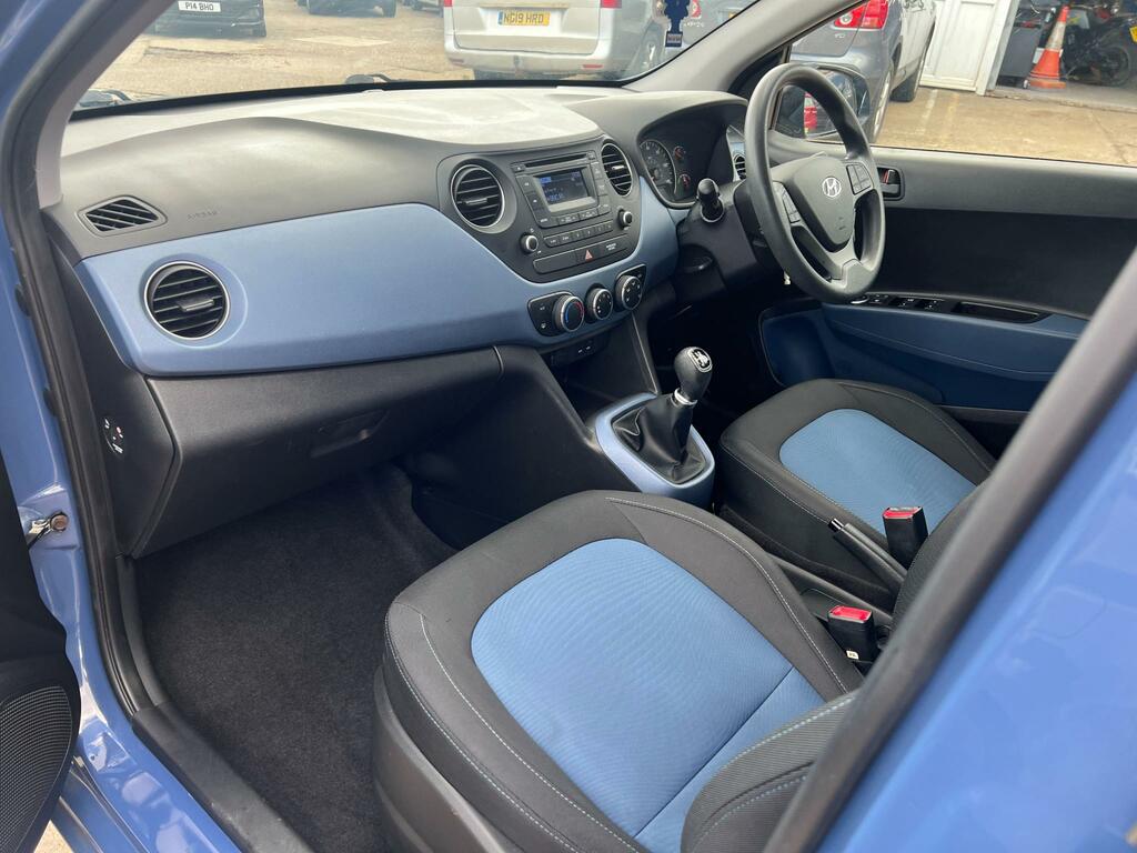 Hyundai I10 Hatchback Grey #11