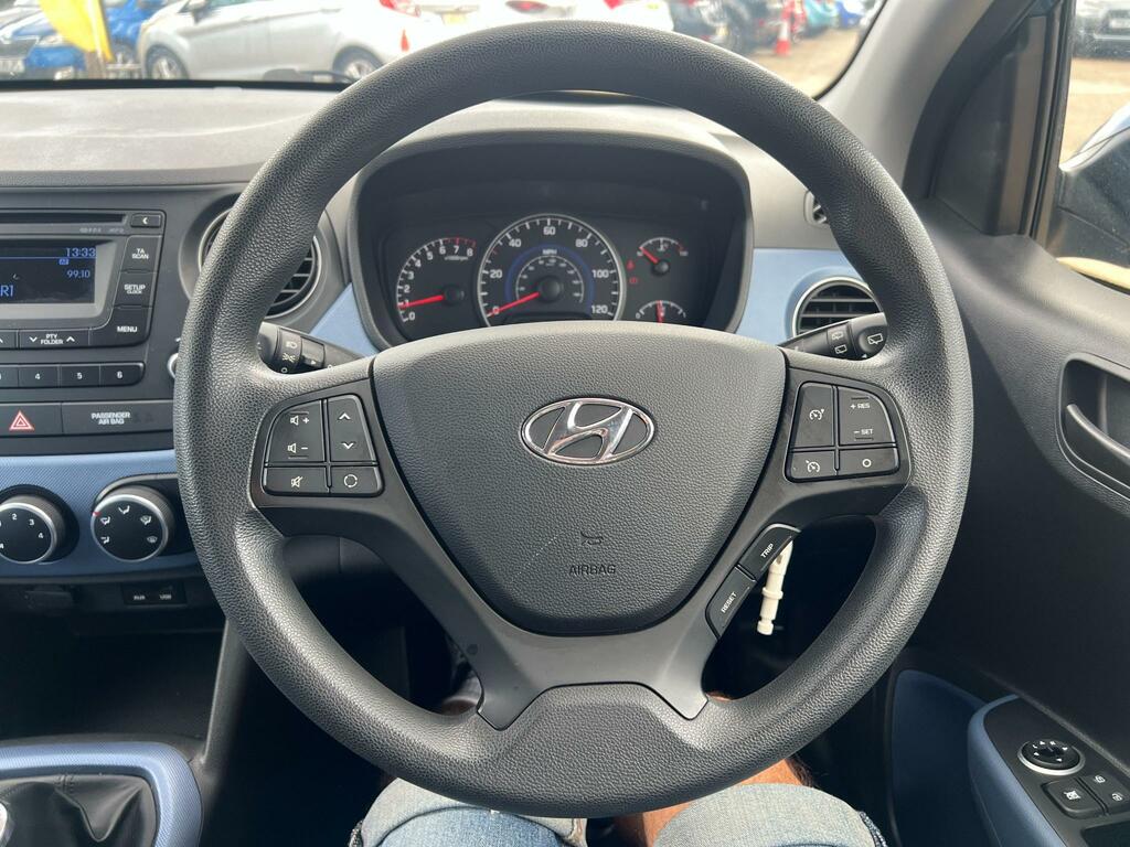 Hyundai I10 Hatchback Grey #23