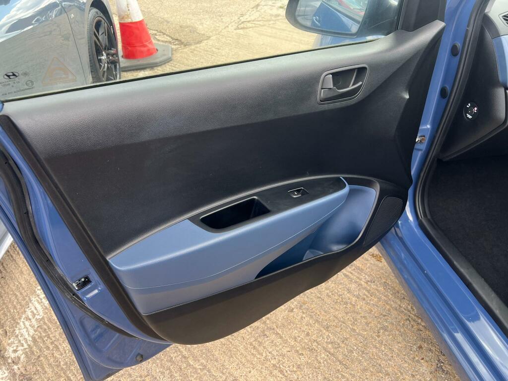 Hyundai I10 Hatchback Grey #14