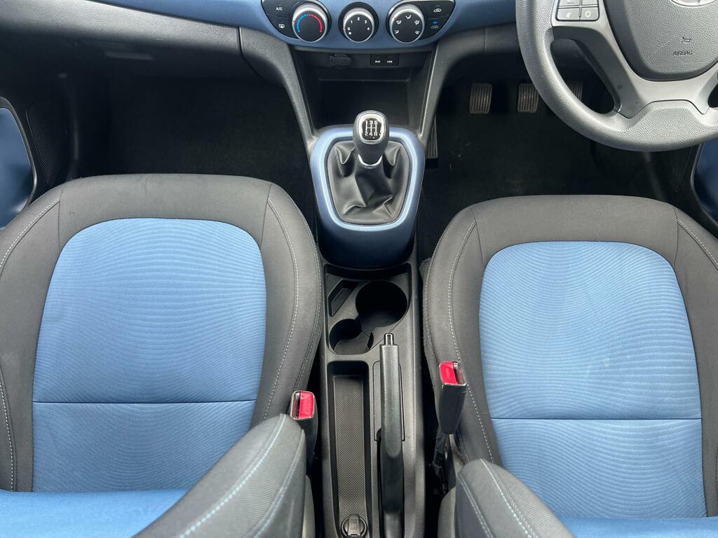 Hyundai I10 Hatchback Grey #18