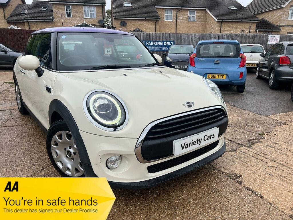Mini Hatch One Classic White