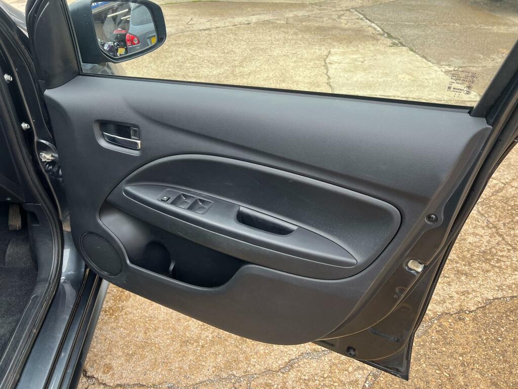 Mitsubishi Mirage Zetec Blue #30