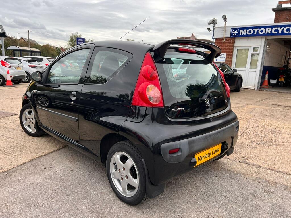 Peugeot 107 Sport Black #5