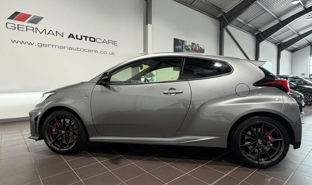 Toyota Yaris 1.6T Gr Dat8 Awd Euro 6 Grey #4
