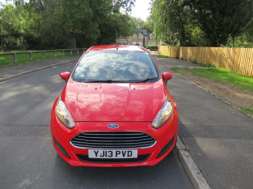 Ford Fiesta Zetec Silver #10