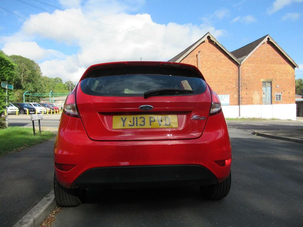 Ford Fiesta Zetec Silver #5