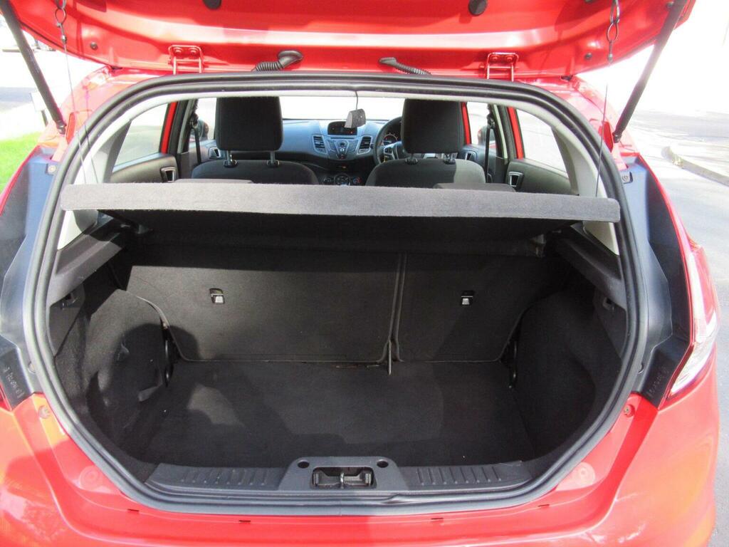 Ford Fiesta Zetec Silver #16