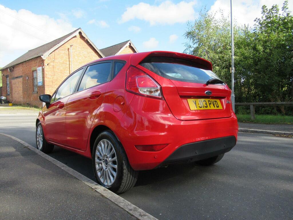 Ford Fiesta Zetec Silver #6