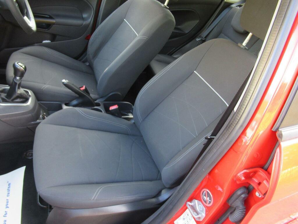 Ford Fiesta Zetec Silver #14