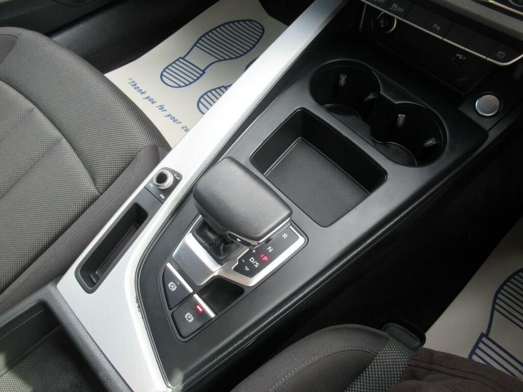 Audi A4 Avant 35 Tfsi S Line S Tronic Grey #32