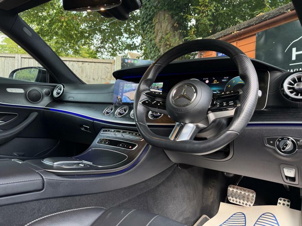 Mercedes-Benz E Class Estate Black #16