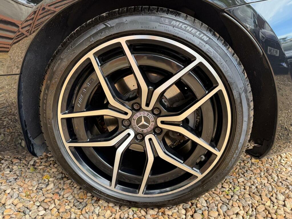 Mercedes-Benz E Class Estate Black #44
