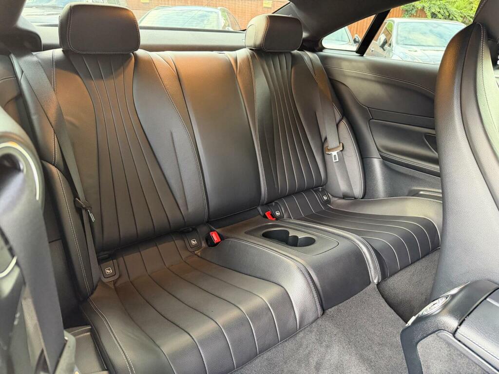 Mercedes-Benz E Class Estate Black #21