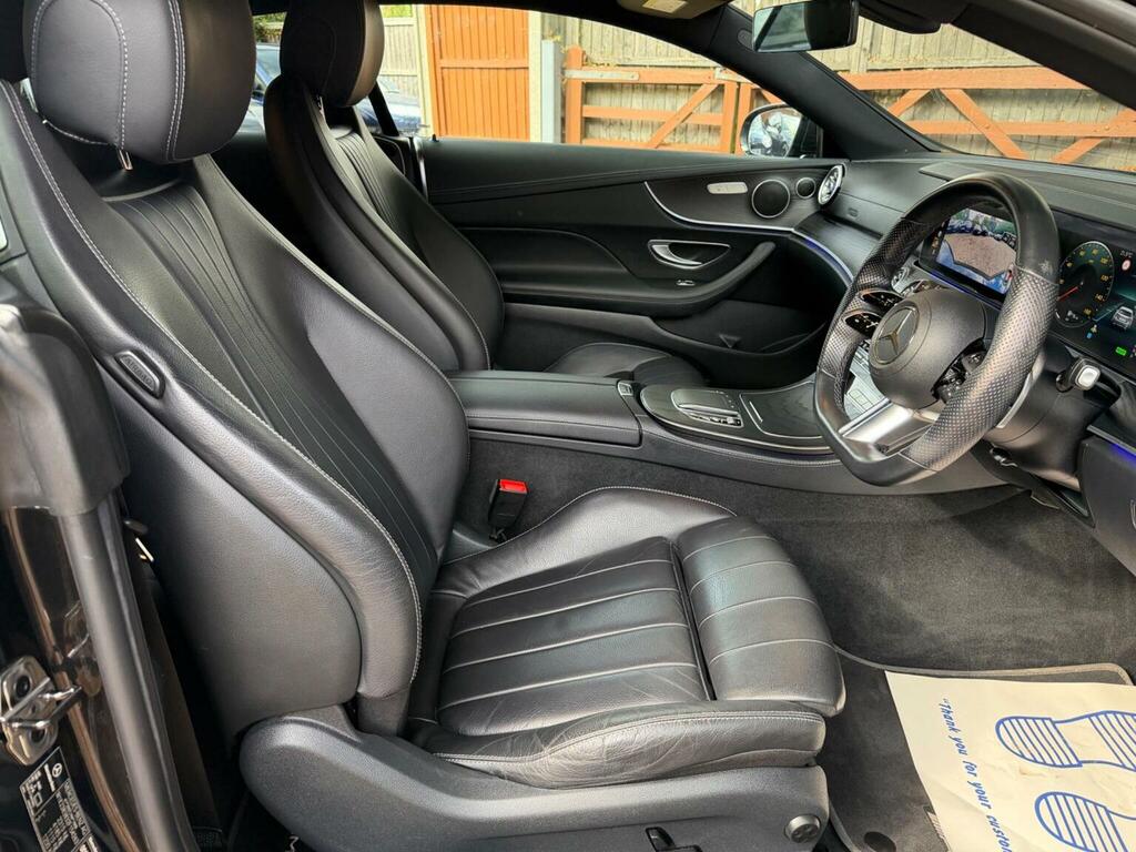 Mercedes-Benz E Class Estate Black #19