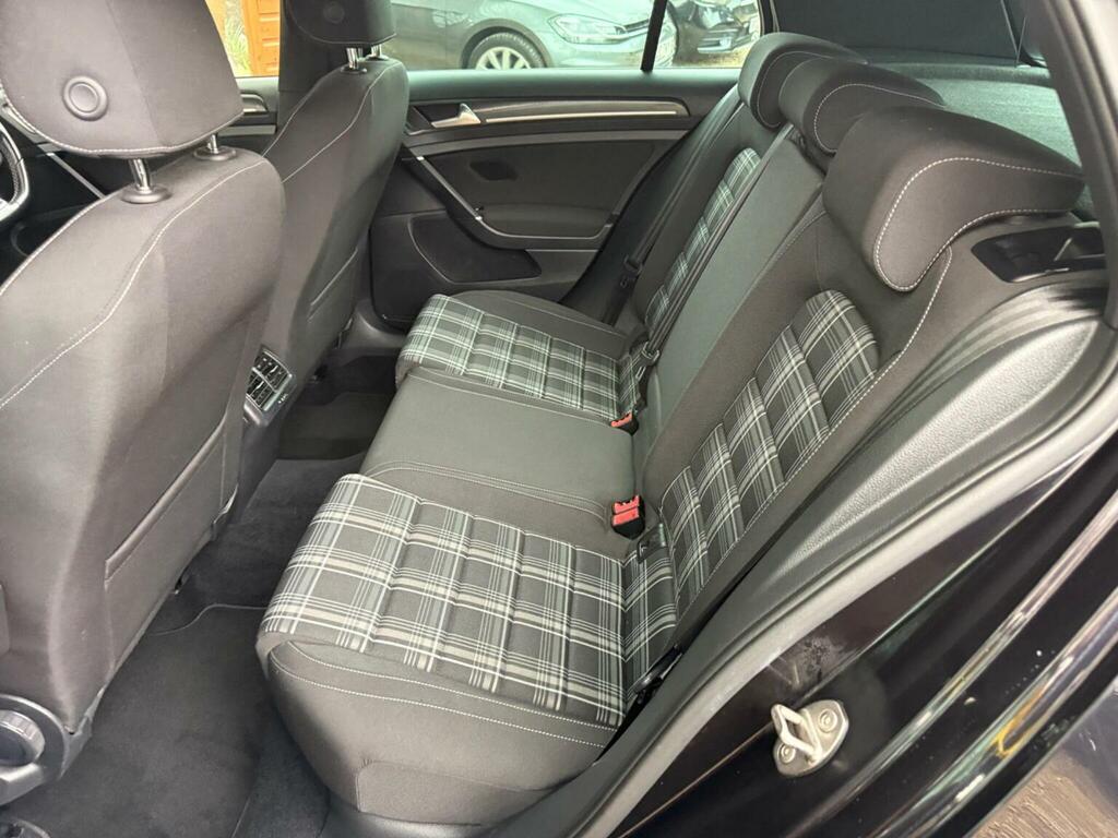 Volkswagen Golf 1.5 Tsi Evo 150 R-line White #24