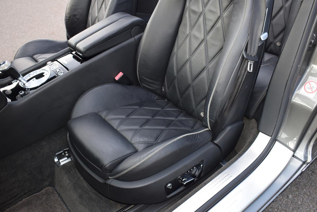 Bentley Continental Flying Spur 6.0 W12 Grey #26
