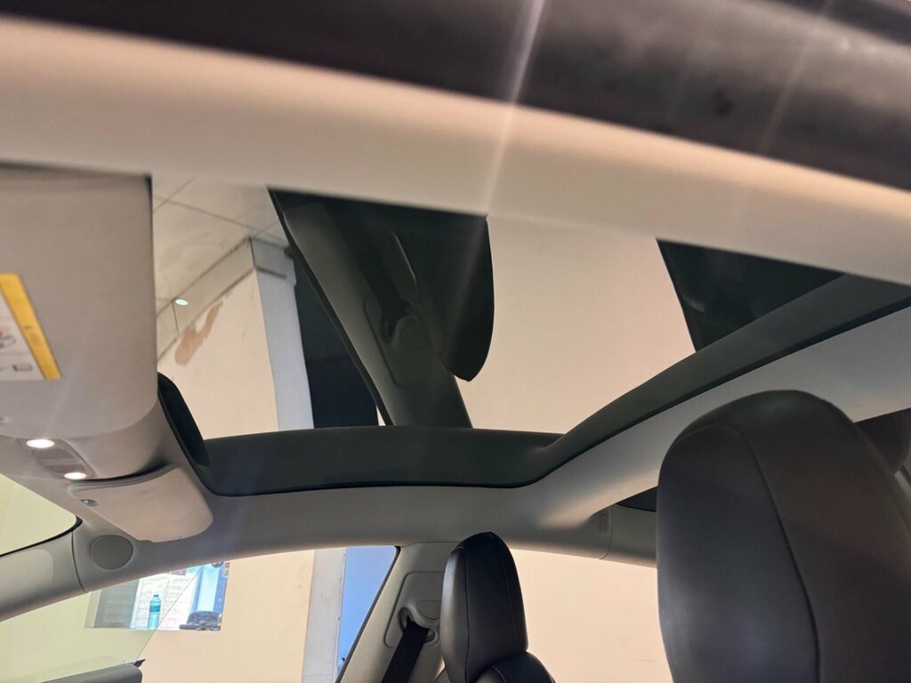 Tesla Model 3 Dual Motor Performance Saloon White #8