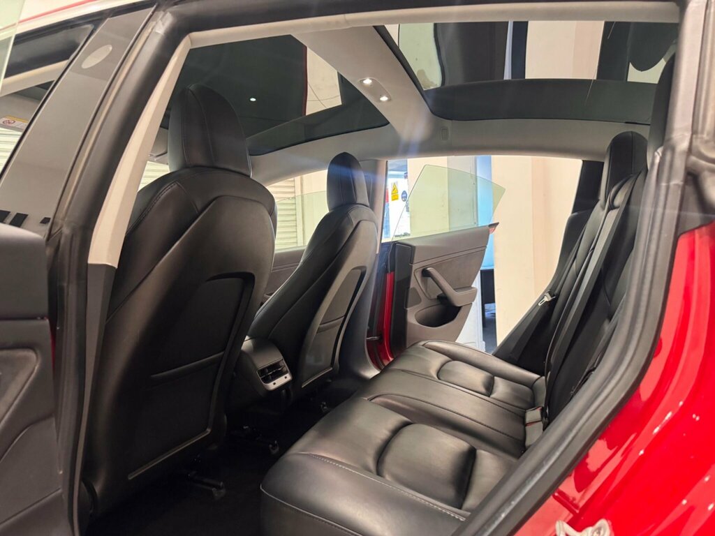 Tesla Model 3 Dual Motor Performance Saloon White #9