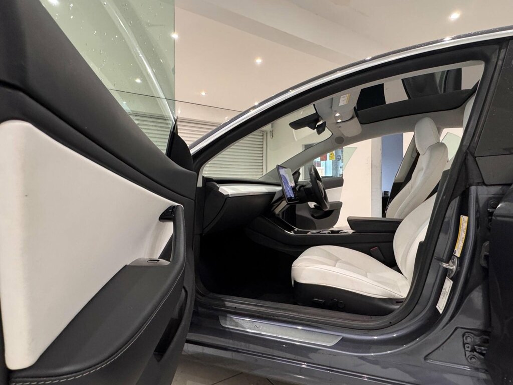 Tesla Model 3 Solddual Motor Long Range Saloon Blue #7