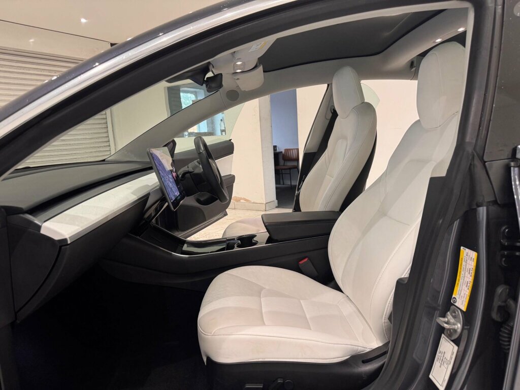 Tesla Model 3 Solddual Motor Long Range Saloon Blue #9