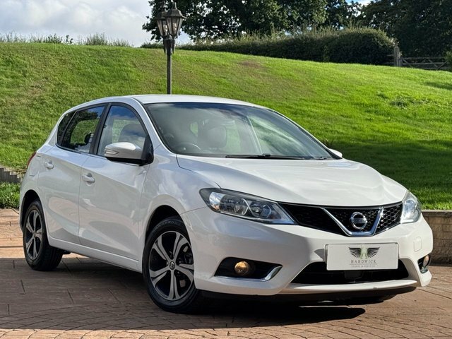 Nissan Pulsar 2017 1.2 Dig-t Acenta Hatchback White