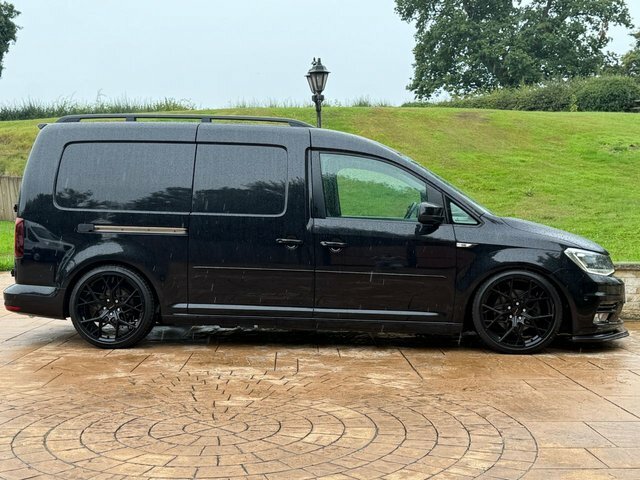 Volkswagen Caddy Maxi 2019 2.0 Tdi C20 Highline Panel Van 6Dr Dsg Black #3