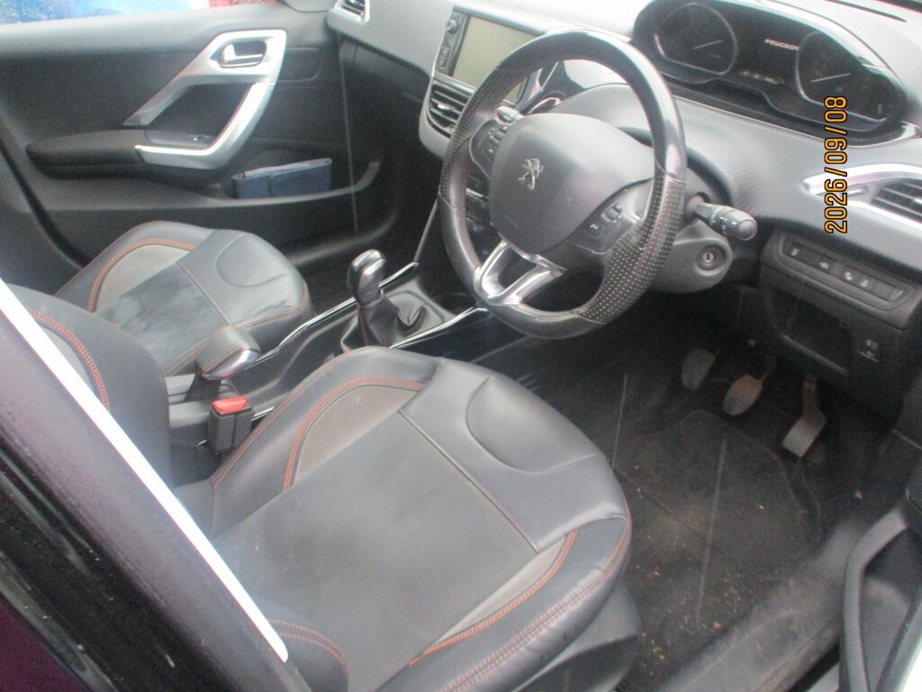 Peugeot 2008 Suv Black #5