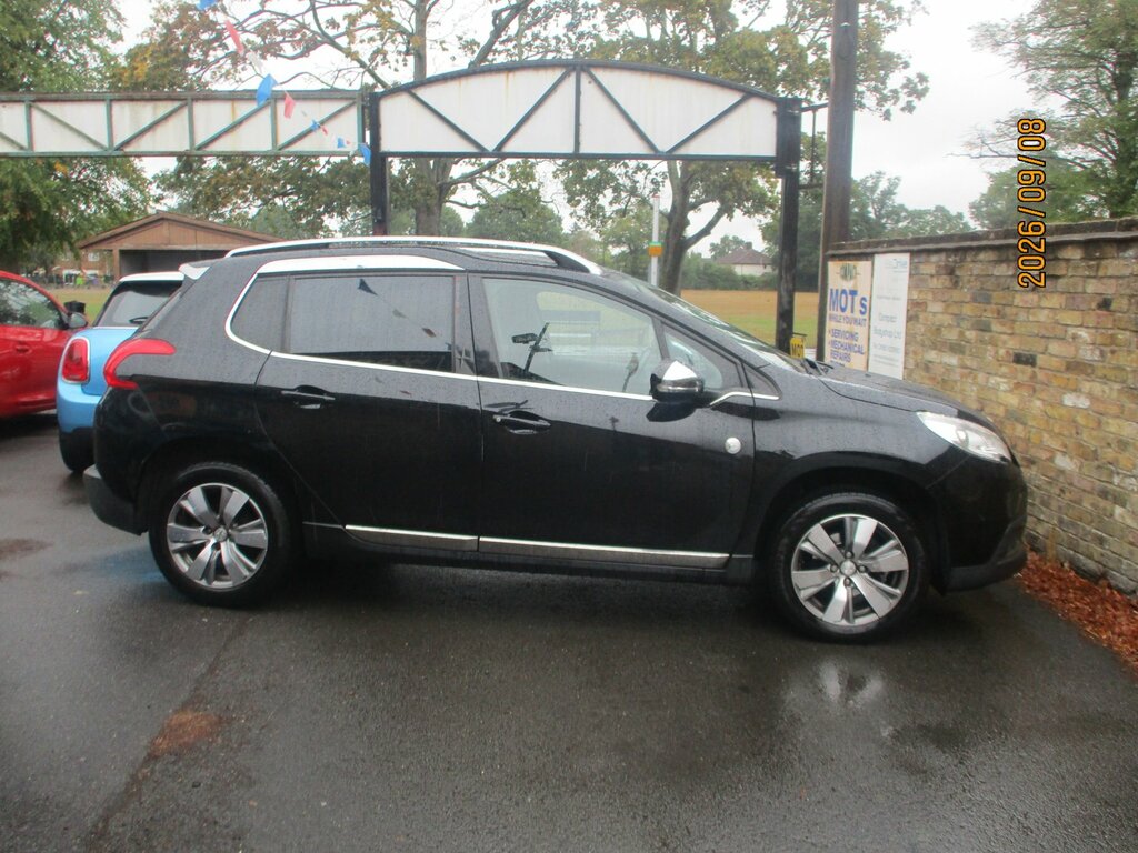 Peugeot 2008 Suv Black #2