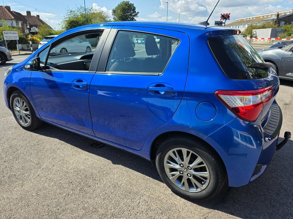 Toyota Yaris 1.5 Vvt-i Icon Hatchback Euro 6 Blue #6